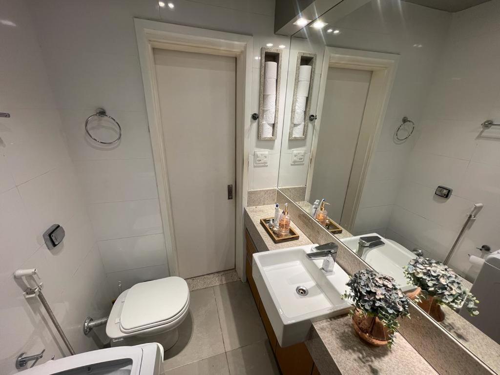 Apartament Lindo Apartamento Mobiliado, Uma Quadra Da Praia! Rio de Janeiro Zewnętrze zdjęcie